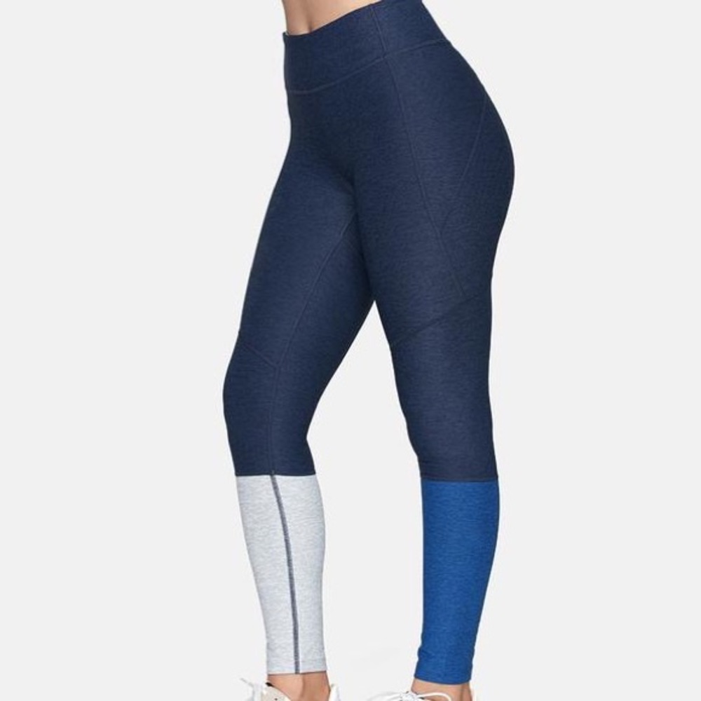 BUNDLE 3 pairs of OV Warmup 7/8 leggings